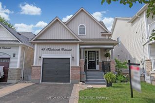 Detached House for Sale, 49 Kenilworth Cres, Whitby, ON