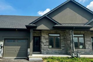 Freehold Townhouse for Sale, 33 Austin Dr, Welland, ON