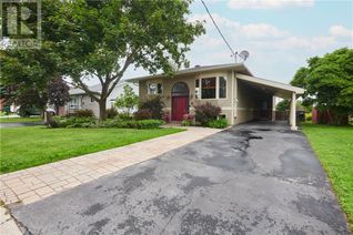 Raised Ranch-Style House for Sale, 100 Seventh Avenue, Arnprior, ON