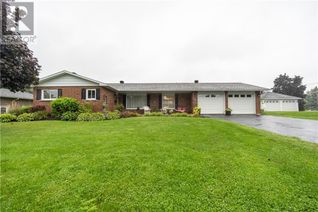 Detached House for Sale, 612 Virginia Street, Cornwall, ON