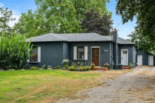 Bungalow for Sale, 742 Mount Pleasant Rd, Brantford, ON