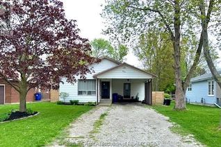 Detached House for Sale, 230 Wellington Street, Blenheim, ON