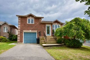 Bungalow for Sale, 61 holly meadow Rd N, Barrie, ON