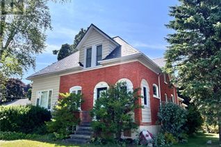 Detached House for Sale, 178 Gibbons Street, Goderich, ON