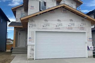 Detached House for Sale, 22 Palmer Circle, Blackfalds, AB