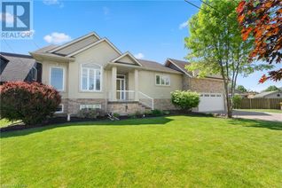 Bungalow for Sale, 8028 Booth Street, Niagara Falls, ON