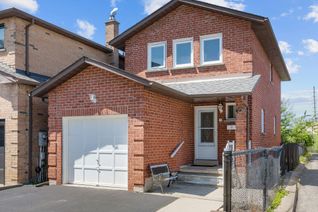 Detached House for Sale, 72 Coles Ave, Vaughan, ON