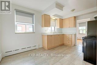 Property for Rent, 42 Meadowbrook Rd Road #Apt. 5, Toronto (Englemount-Lawrence), ON