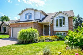 Detached House for Sale, 64 Sandra Dr, Pelham, ON