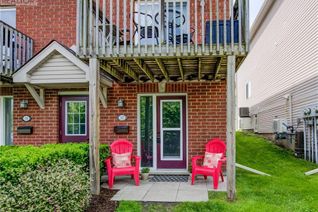 Condo Townhouse for Rent, 139 Brighton Street Unit# 4c, Waterloo, ON