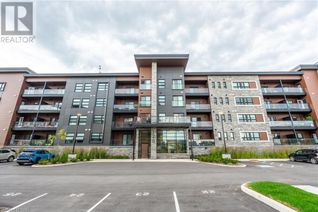 Condo Apartment for Sale, 120 Summersides Boulevard Boulevard Unit# 104, Fonthill, ON