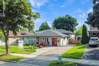 Backsplit for Sale, 3348 Carillion Avenue, Mississauga, ON