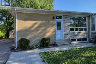 Bungalow for Rent, 307 Axminster Drive #Main, Richmond Hill, ON