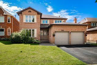 Detached House for Sale, 702 Rupert Ave, Whitchurch-Stouffville, ON