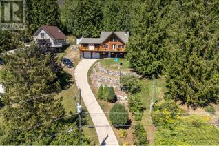 Detached House for Sale, 2943 Hopwood Road, Lee Creek, BC