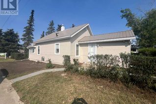 House for Sale, 301 Divilder Avenue, Trochu, AB