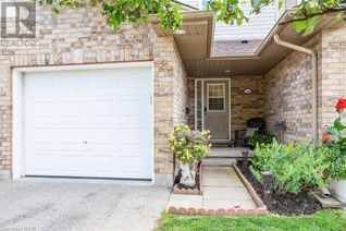 Condo Townhouse for Sale, 31 Schroder Crescent Unit# 14, Guelph, ON