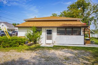 Semi-Detached House for Sale, 65 South Trent St, Quinte West, ON