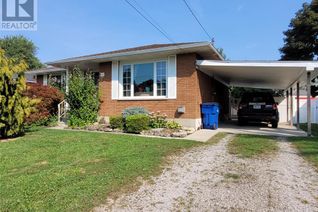 Bungalow for Sale, 50 Warwick Drive, Wallaceburg, ON