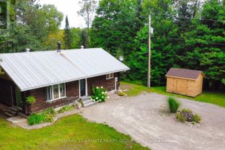 Detached House for Sale, 516 The South Road S, Wollaston, ON