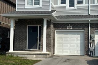 Freehold Townhouse for Sale, 128 Sunflower Place, Welland, ON