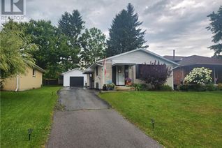 Bungalow for Sale, 30 Ridge Boulevard, Tillsonburg, ON