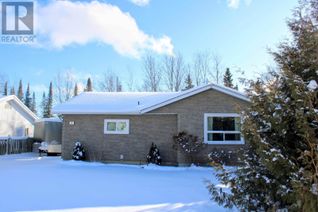 Bungalow for Sale, 58 Redwing Ave, Manitouwadge, ON