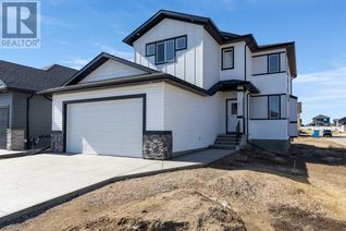 Detached House for Sale, 1 Hamptons Gate Se, Medicine Hat, AB