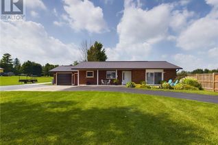 Bungalow for Sale, 686 Josephine Street N, Wingham, ON