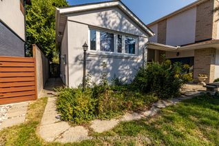 Sidesplit for Rent, 3 Yewfield Cres #Upper, Toronto, ON