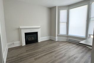 Property for Rent, 139 1/2 John St S #3, Hamilton, ON