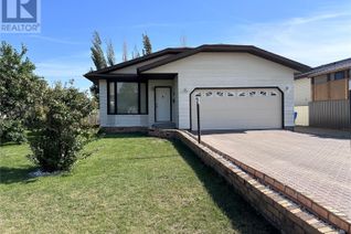 House for Sale, 441 Petterson Drive, Estevan, SK