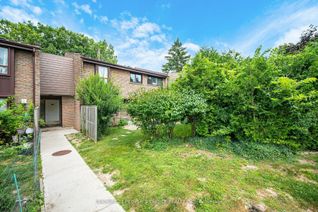 Townhouse for Sale, 2605 Woodchester Dr #48, Mississauga, ON