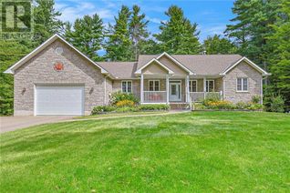 Detached House for Sale, 730 Moores Place, Smiths Falls, ON