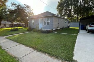 Property for Sale, 226 Oak Street East Street E, Chatham-Kent (Bothwell), ON