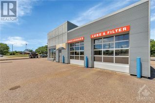 Commercial/Retail Property for Lease, 298 Veterans Memorial Boulevard, Renfrew, ON