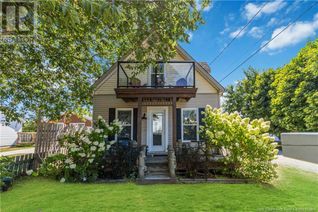 Detached House for Sale, 16 Railway Avenue, Pointe-Du-Chêne, NB