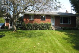 Bungalow for Sale, 1194 County Rd 1, Prince Edward County (Bloomfield), ON