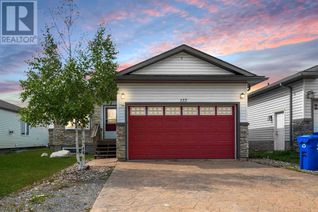 Bungalow for Sale, 122 Peyton Way, Fort McMurray, AB