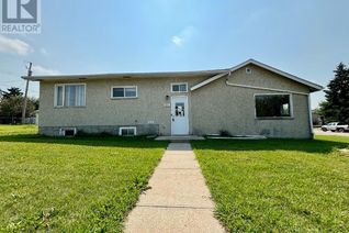 House for Sale, 4423 47 Street, Rocky Mountain House, AB