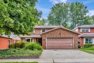 Detached House for Sale, 30 Pimlico Dr, Hamilton, ON