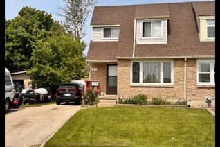 Semi-Detached House for Rent, 22 Berwick Pl, Kitchener, ON