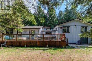 House for Sale, 8099 Northwood Road, Halfmoon Bay, BC