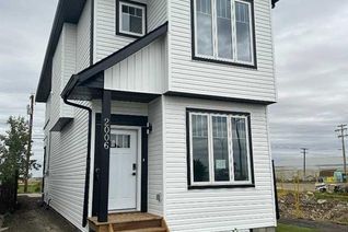 House for Sale, 2006 24 Avenue, Didsbury, AB