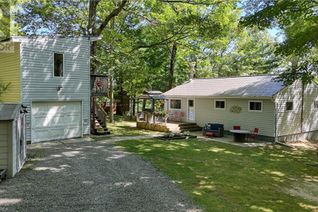 Detached House for Sale, 9 Hillside Lane, Westport, ON