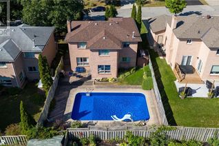 Detached House for Sale, 25 Keats Drive, Barrie, ON