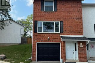 Condo Townhouse for Sale, 411 Keats Way Unit# 1, Waterloo, ON