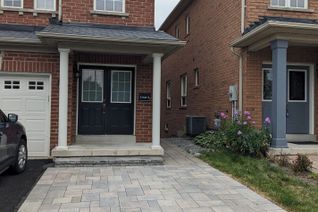 Semi-Detached House for Rent, 98 Four Seasons Cres, Newmarket, ON