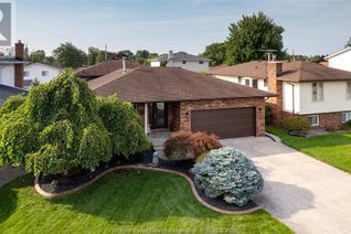 Backsplit for Sale, 12183 Baillargeon Drive, Tecumseh, ON