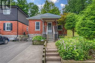 Bungalow for Sale, 68 Park Avenue, Cambridge, ON